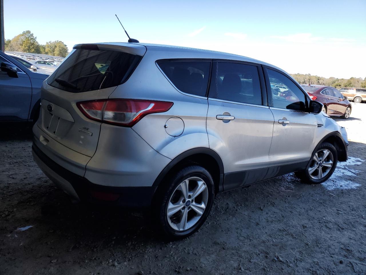 2016 Ford Escape VIN 1FMCU0G91GUA13232 Copart auction photo, front end damage thumbnail 3
