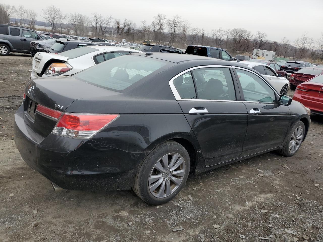 2011 Honda Accord VIN 1HGCP3F83BA003061 Copart auction photo, minor dent/scratches damage thumbnail 3
