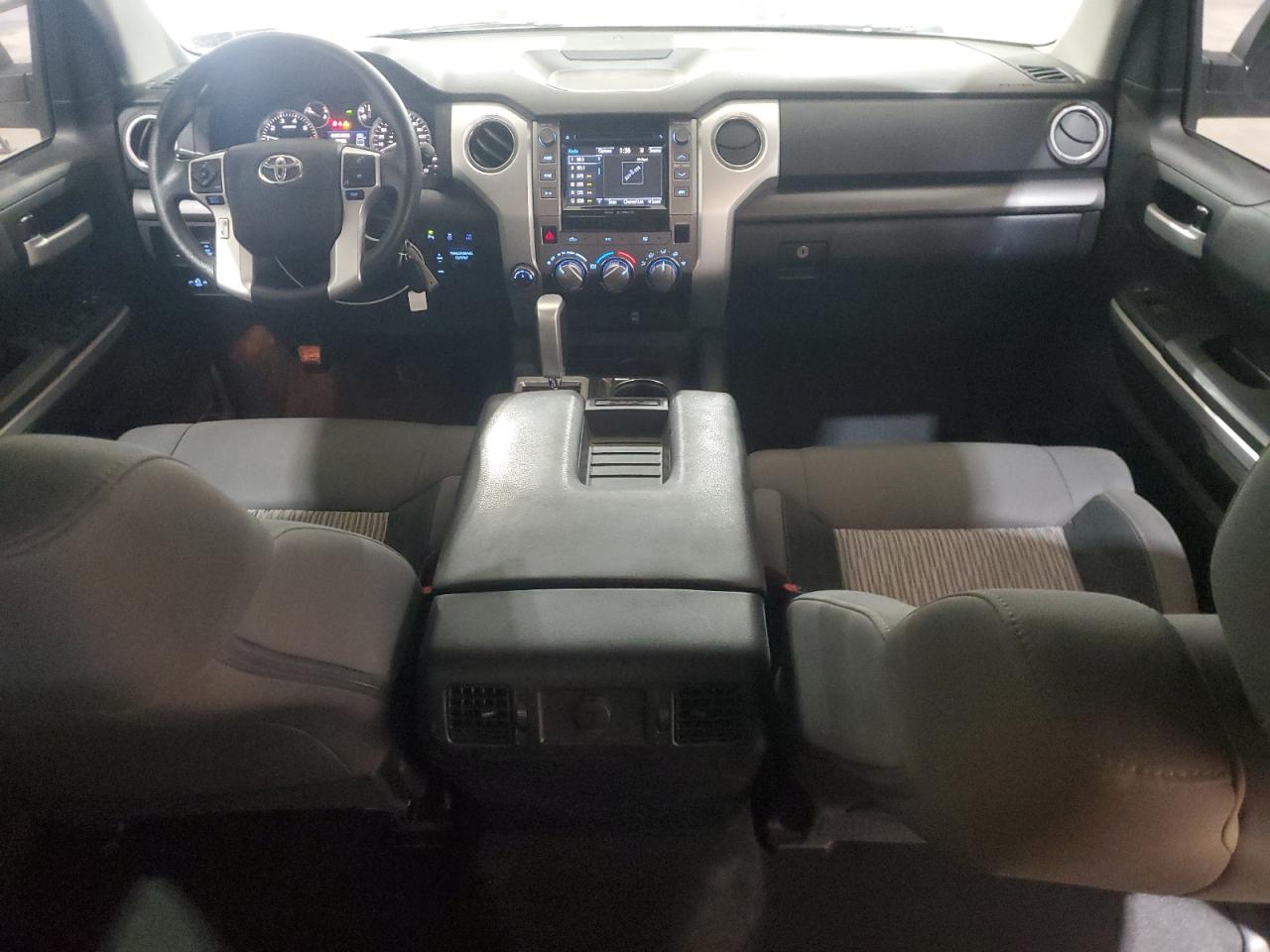 2016 Toyota Tundra VIN 5TFDY5F16GX558945 Copart auction photo, front end / rear end damage thumbnail 8