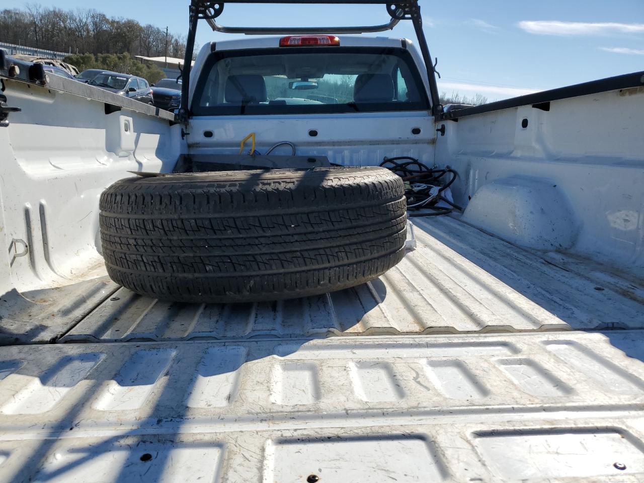 2015 GMC Sierra VIN 1GTN1TEC9FZ172572 Copart auction photo, front end / undercarriage damage thumbnail 11