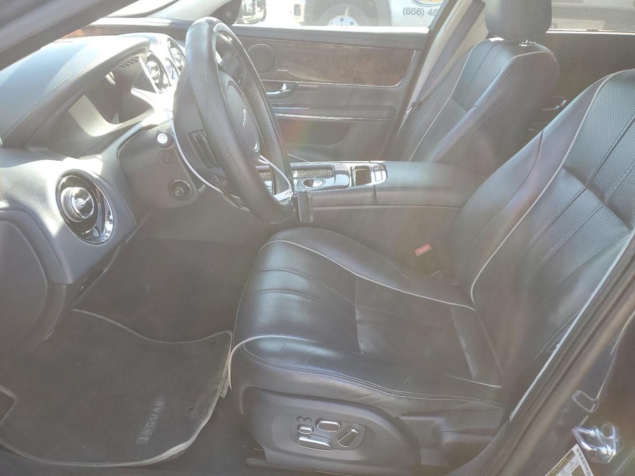 2013 Jaguar XJ VIN SAJWJ2GDXD8V44882 Copart auction photo, front end damage thumbnail 7