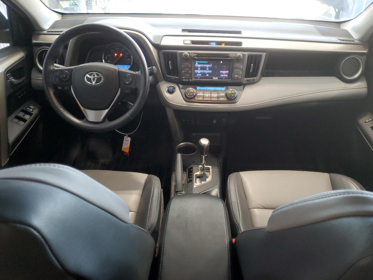 2015 Toyota RAV 4 VIN 2T3DFREV3FW384899 Copart auction photo, rear end damage thumbnail 8