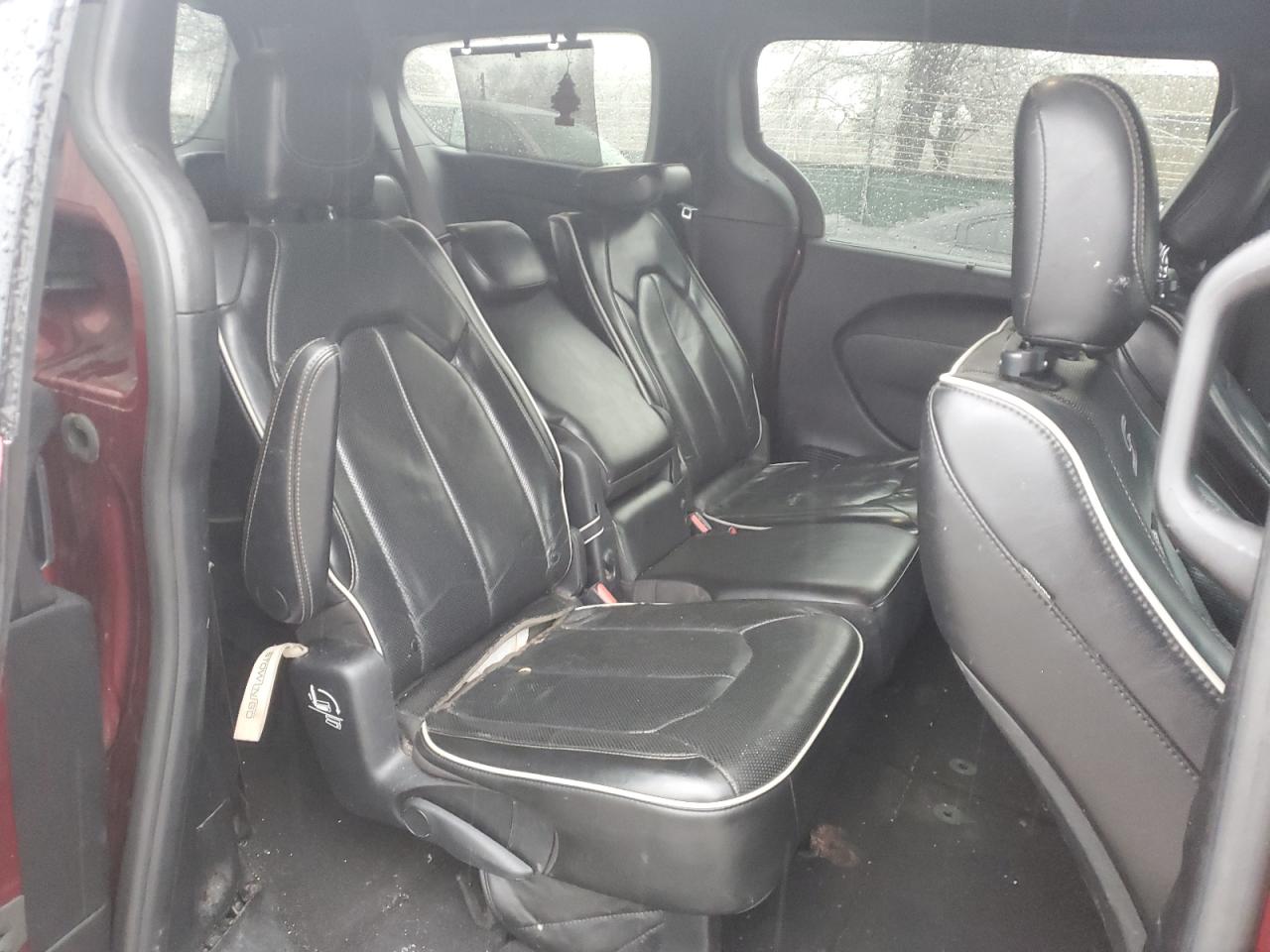 2019 Chrysler Pacifica VIN 2C4RC1GG1KR698571 Copart auction photo, undercarriage / minor dent/scratches damage thumbnail 11