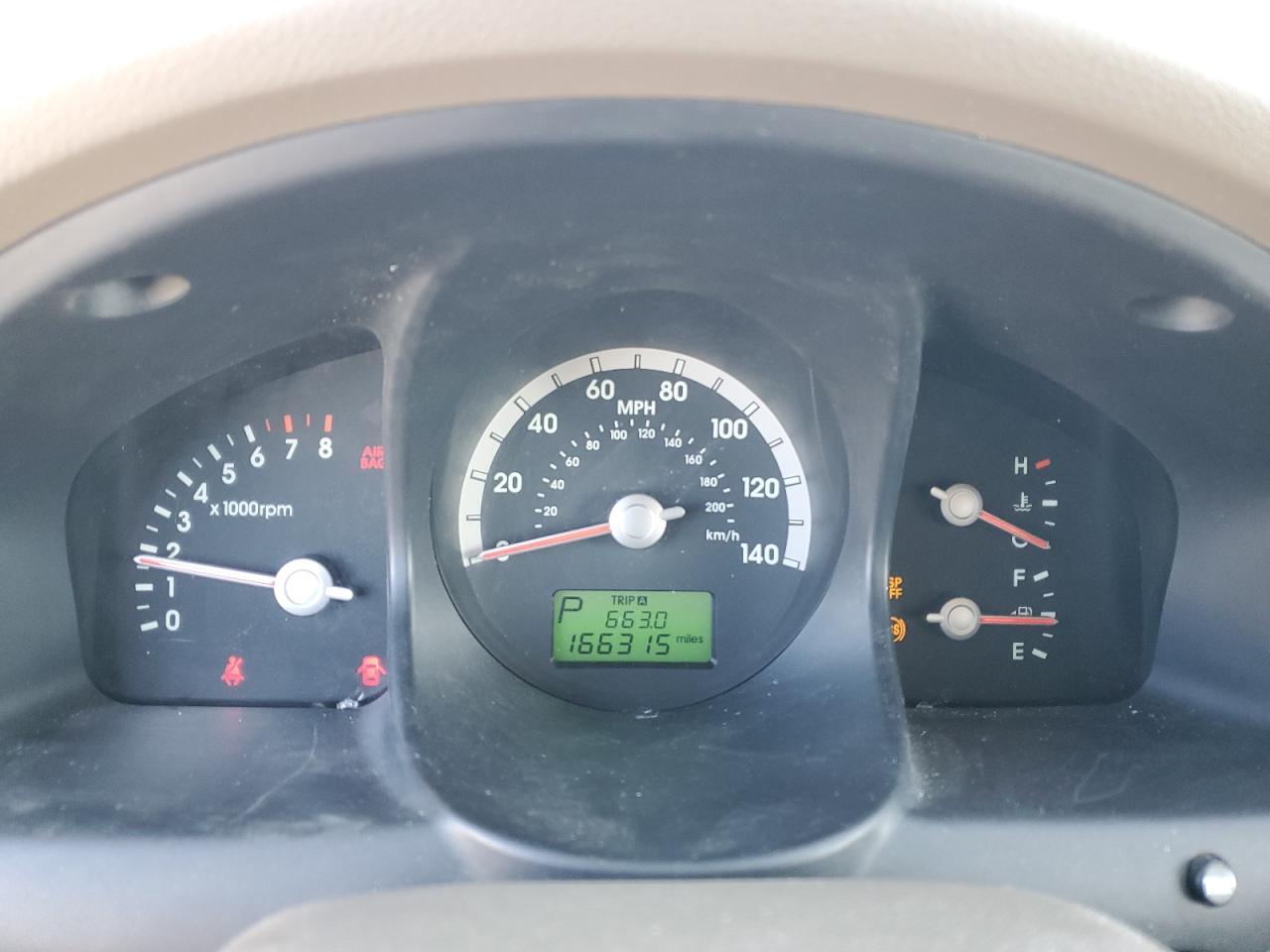 2005 KIA Sportage VIN KNDJF724857115374 Copart auction photo, rollover / all over damage thumbnail 9