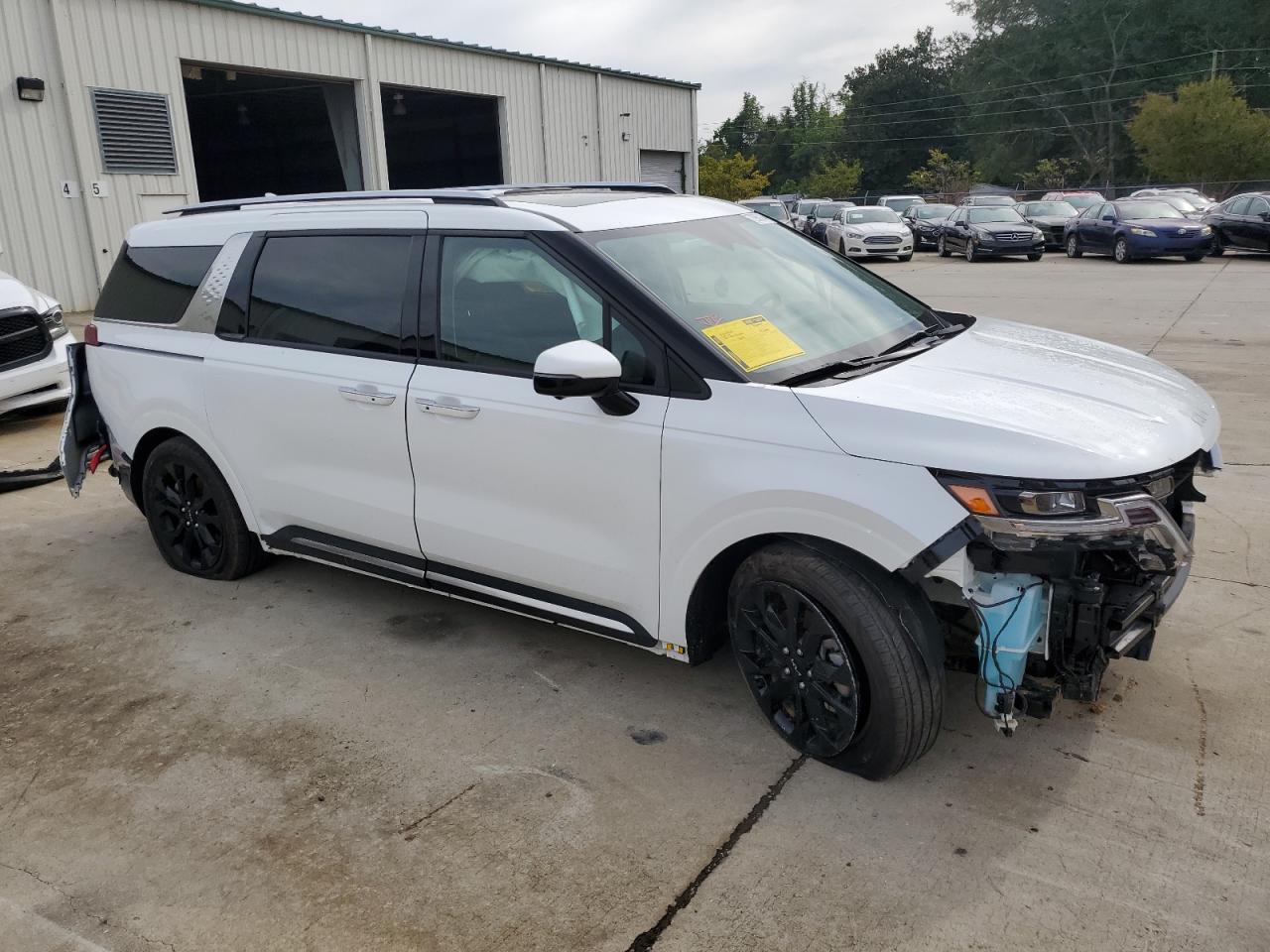 2024 KIA Carnival VIN KNDNE5H31R6372847 Copart auction photo, front end / rear end damage thumbnail 4
