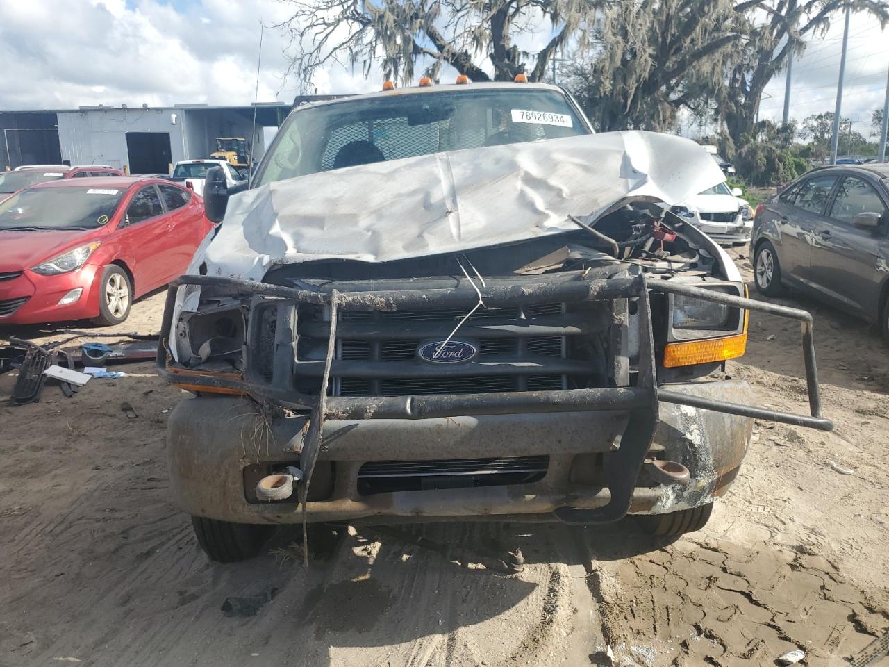 1999 Ford F450 VIN 1FDXF47F3XED13079 Copart auction photo, front end damage thumbnail 5