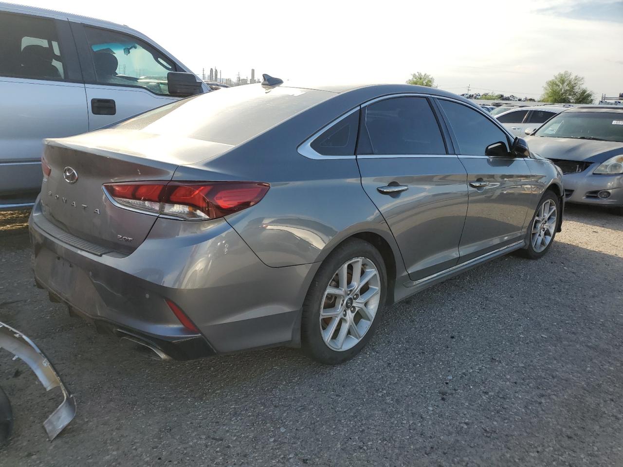 2018 Hyundai Sonata VIN 5NPE34AB6JH695142 Copart auction photo, burn damage thumbnail 3