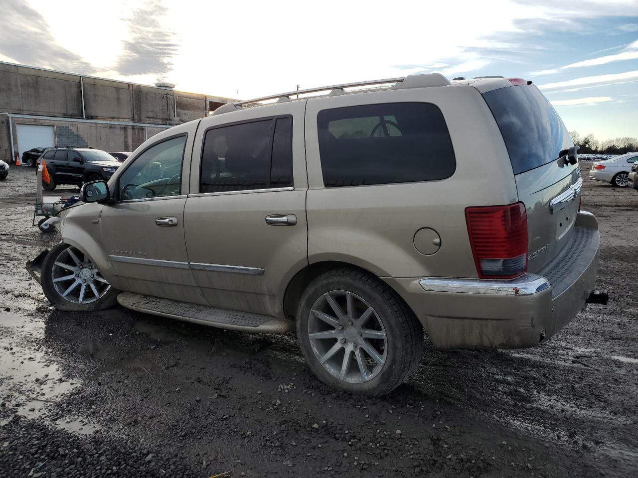 2008 Chrysler Aspen VIN 1A8HW58NX8F157891 Copart auction photo, front end damage thumbnail 2