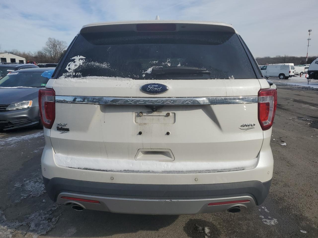 2016 Ford Explorer VIN 1FM5K8D86GGB69127 Copart auction photo, front end damage thumbnail 6