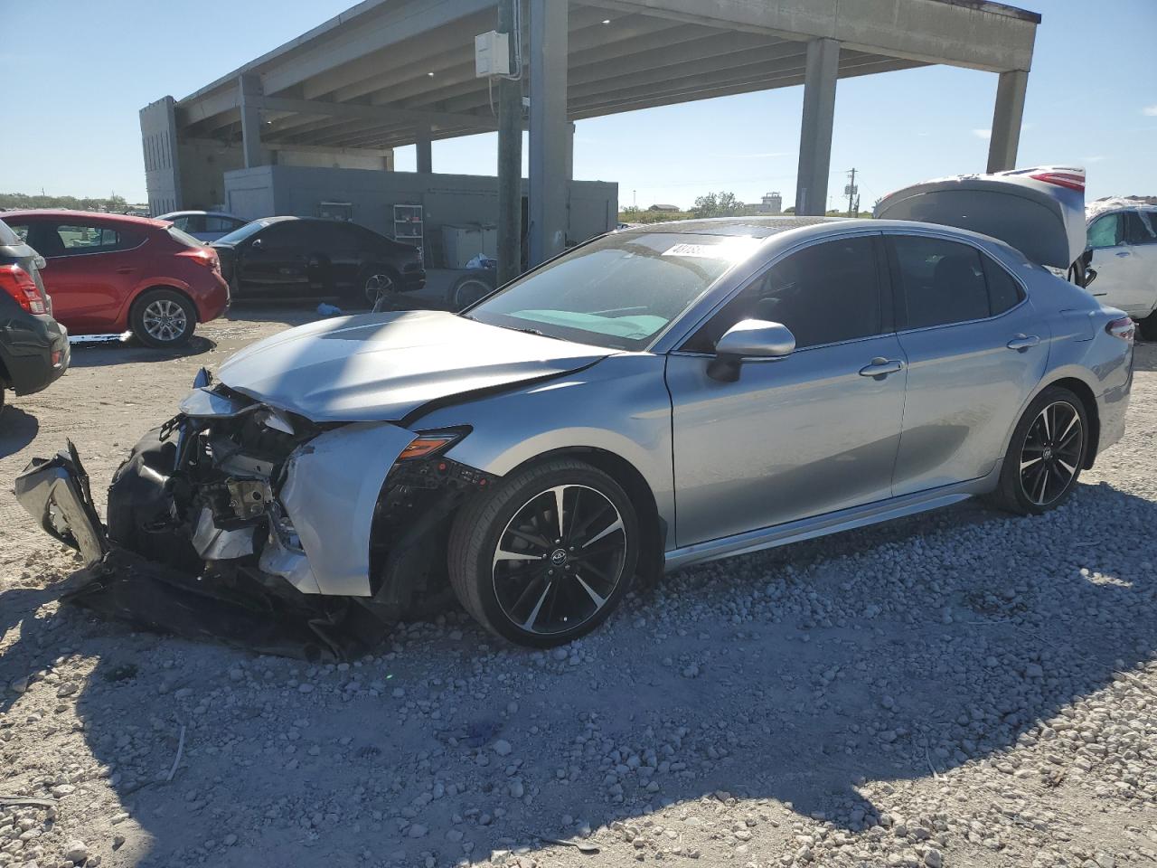 2019 Toyota Camry VIN 4T1B61HKXKU195518