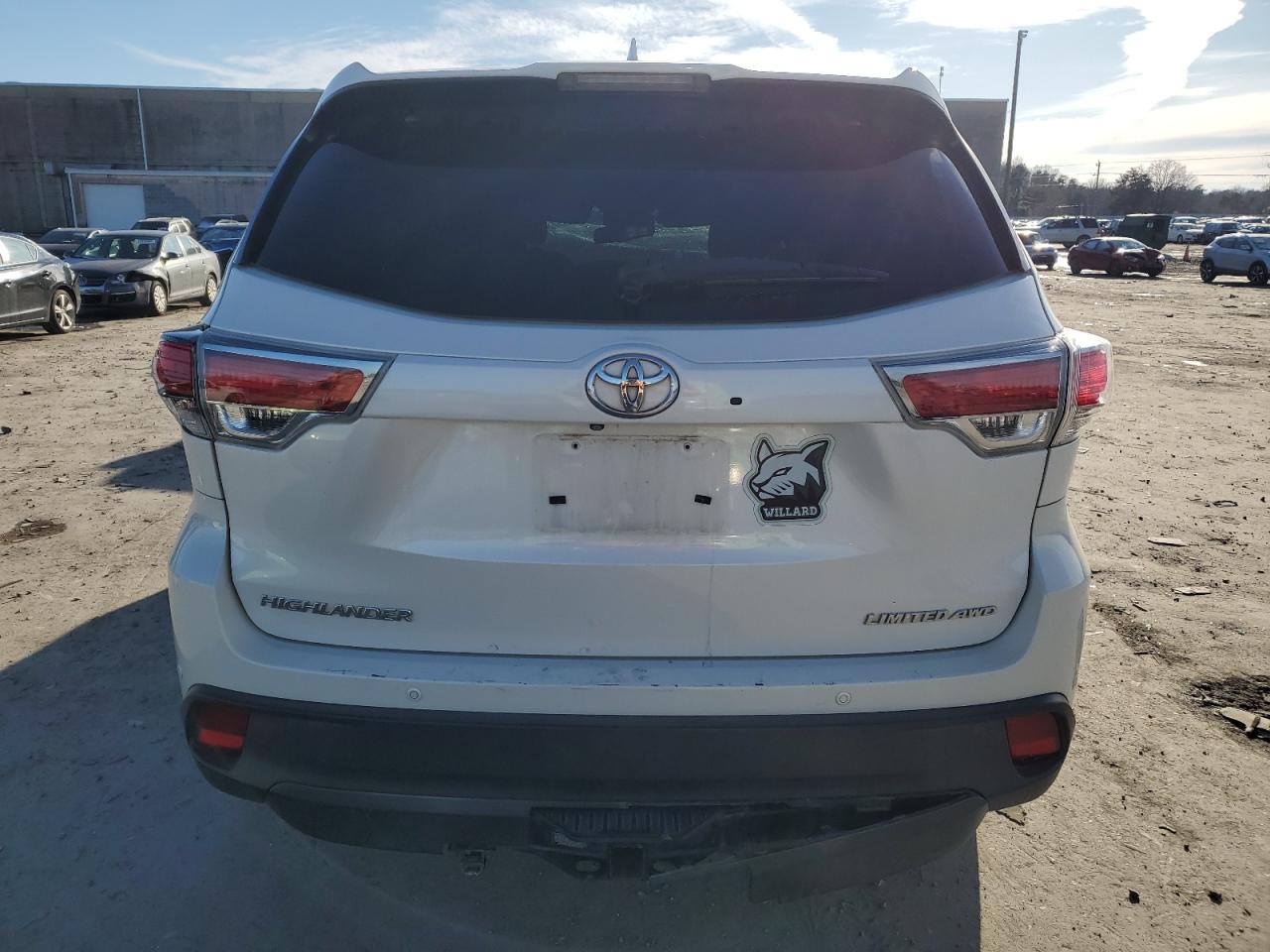 2014 Toyota Highlander VIN 5TDDKRFH7ES007805 Copart auction photo, rollover damage thumbnail 6