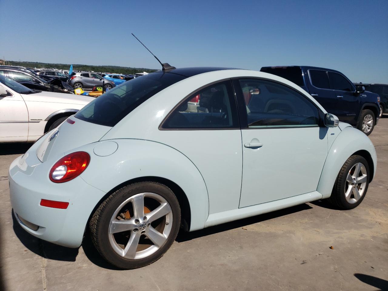 2010 Volkswagen Beetle VIN 3VWRG3AG0AM026982 Copart auction photo, side damage thumbnail 3