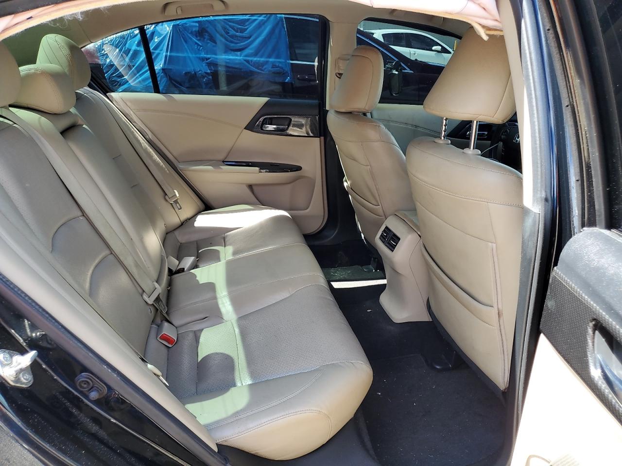 2015 Honda Accord VIN 1HGCR2F84FA116589 Copart auction photo, front end / side damage thumbnail 10