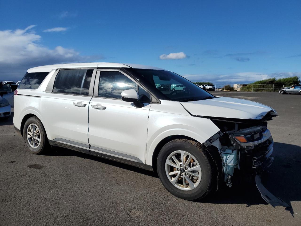 2022 KIA Carnival VIN KNDNB4H36N6061170 Copart auction photo, front end damage thumbnail 4