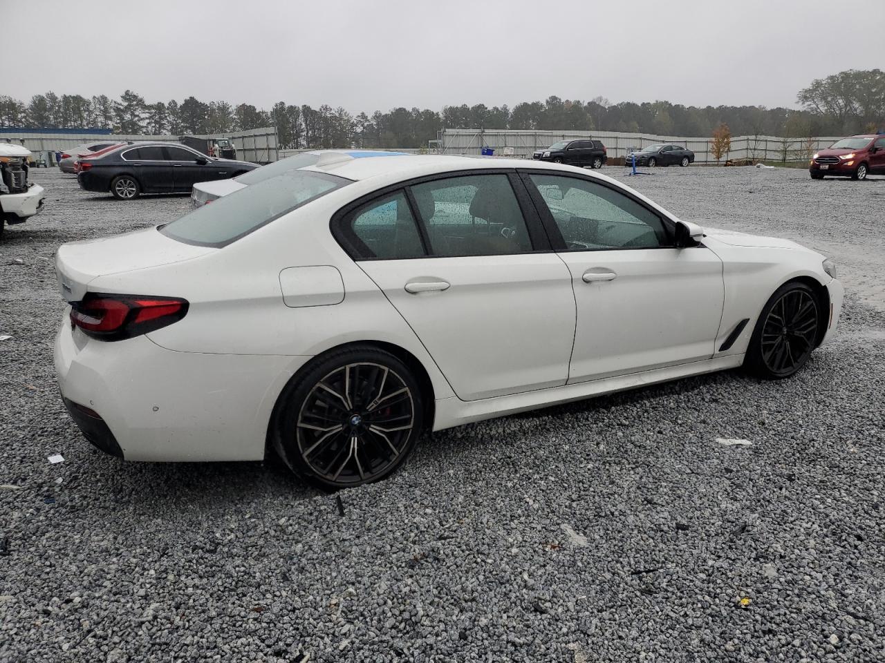 2022 BMW 5er VIN WBA53BH01NWX39246 Copart auction photo, front end / minor dent/scratches damage thumbnail 3