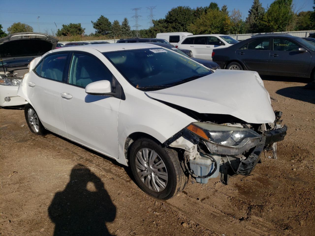 2014 Toyota Corolla VIN 5YFBURHE9EP176396 Copart auction photo, front end / rear end damage thumbnail 4