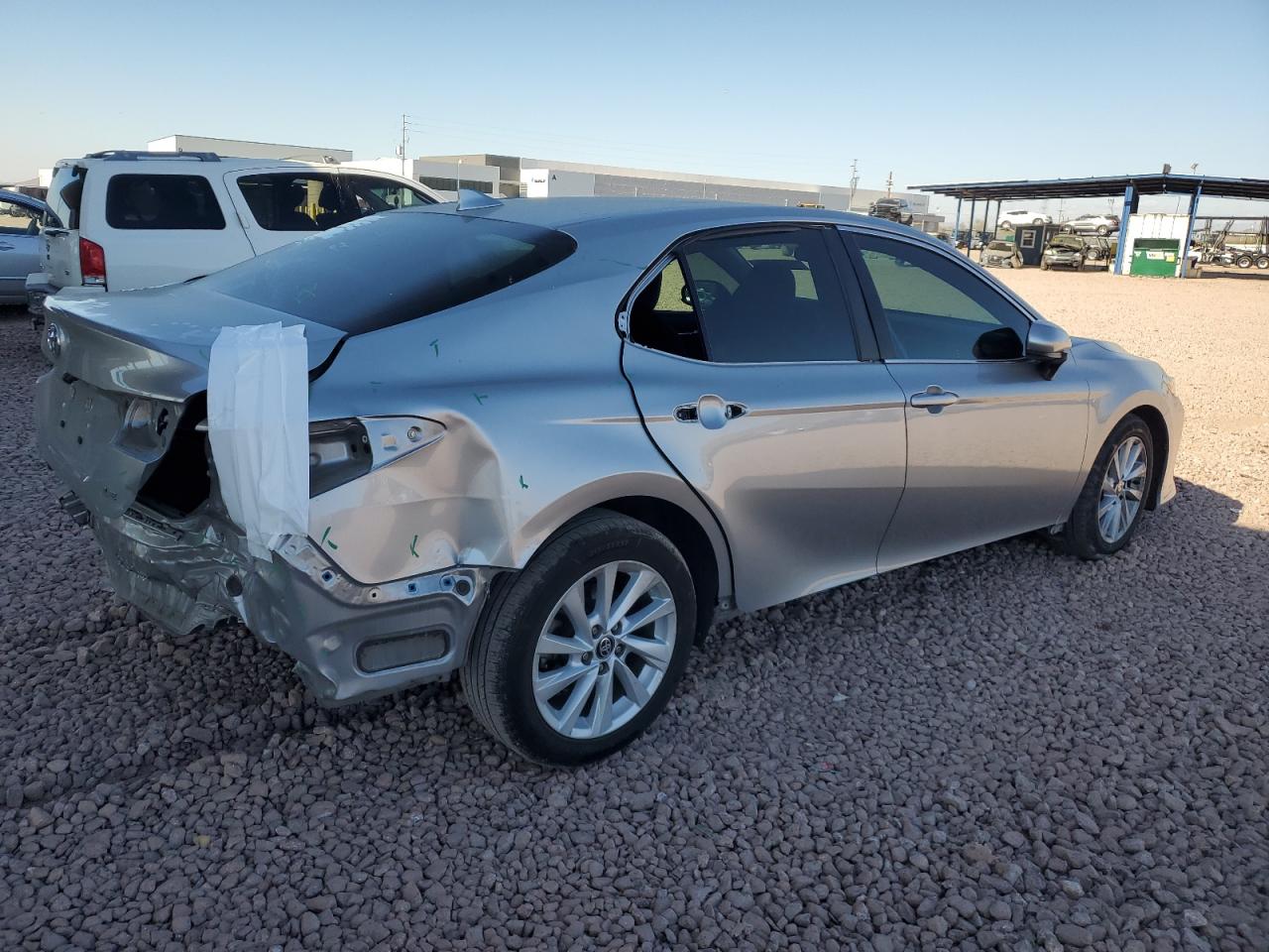 2022 Toyota Camry VIN 4T1C11AK1NU671737 Copart auction photo, rear end / side damage thumbnail 3