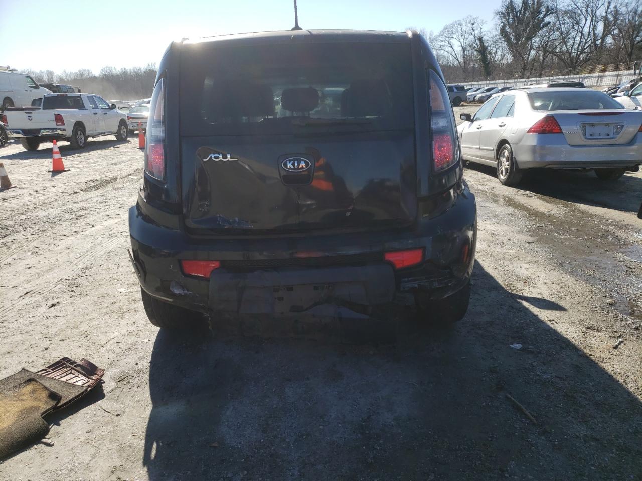 2011 KIA Soul VIN KNDJT2A22B7710311 Copart auction photo, front end / rear end damage thumbnail 6