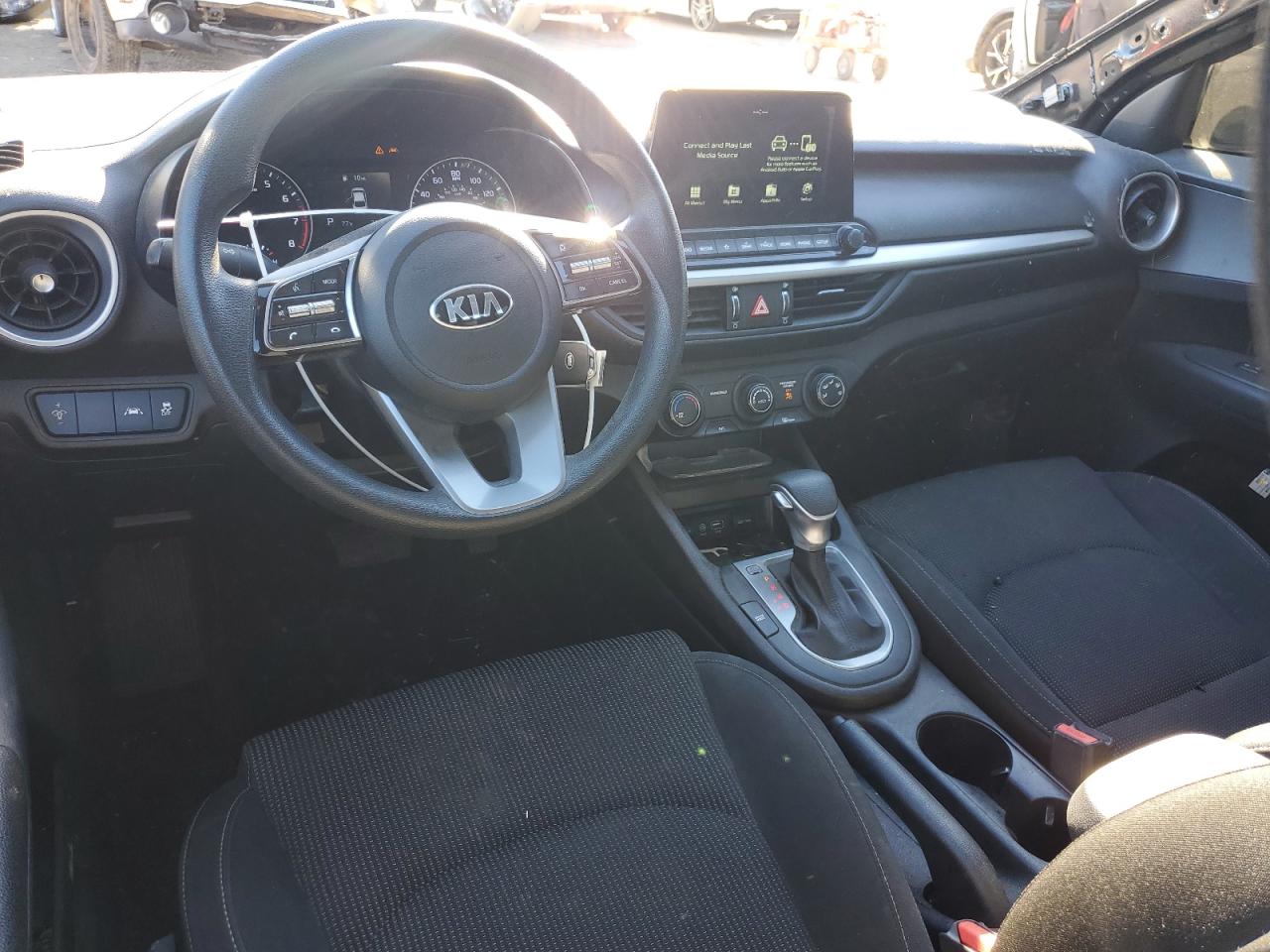 2021 KIA Forte VIN 3KPF24AD9ME327023 Copart auction photo, stripped damage thumbnail 8