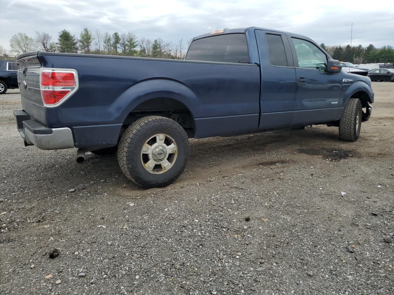 2014 Ford F-150 VIN 1FTFX1ET2EKF51718 Copart auction photo, front end / minor dent/scratches damage thumbnail 3