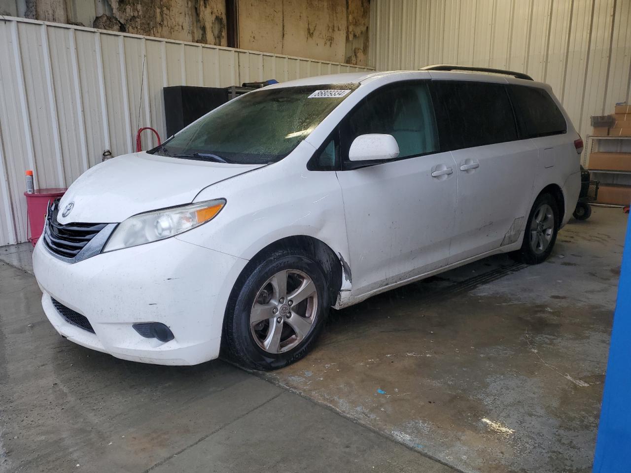 2012 Toyota Sienna VIN 5TDKK3DCXCS205934