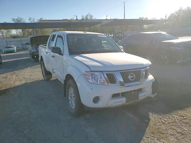 2018 Nissan Navara (Frontier) VIN 1N6AD0ER0JN768479 Copart auction photo, front end / side damage thumbnail 11