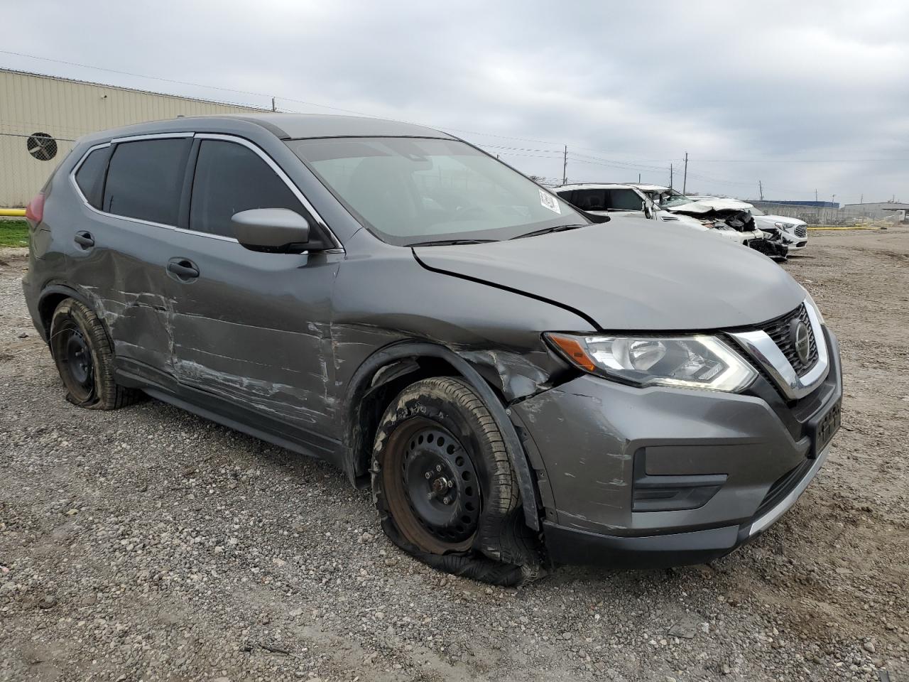 2020 Nissan Rogue VIN JN8AT2MT2LW004035 Copart auction photo, side / undercarriage damage thumbnail 4