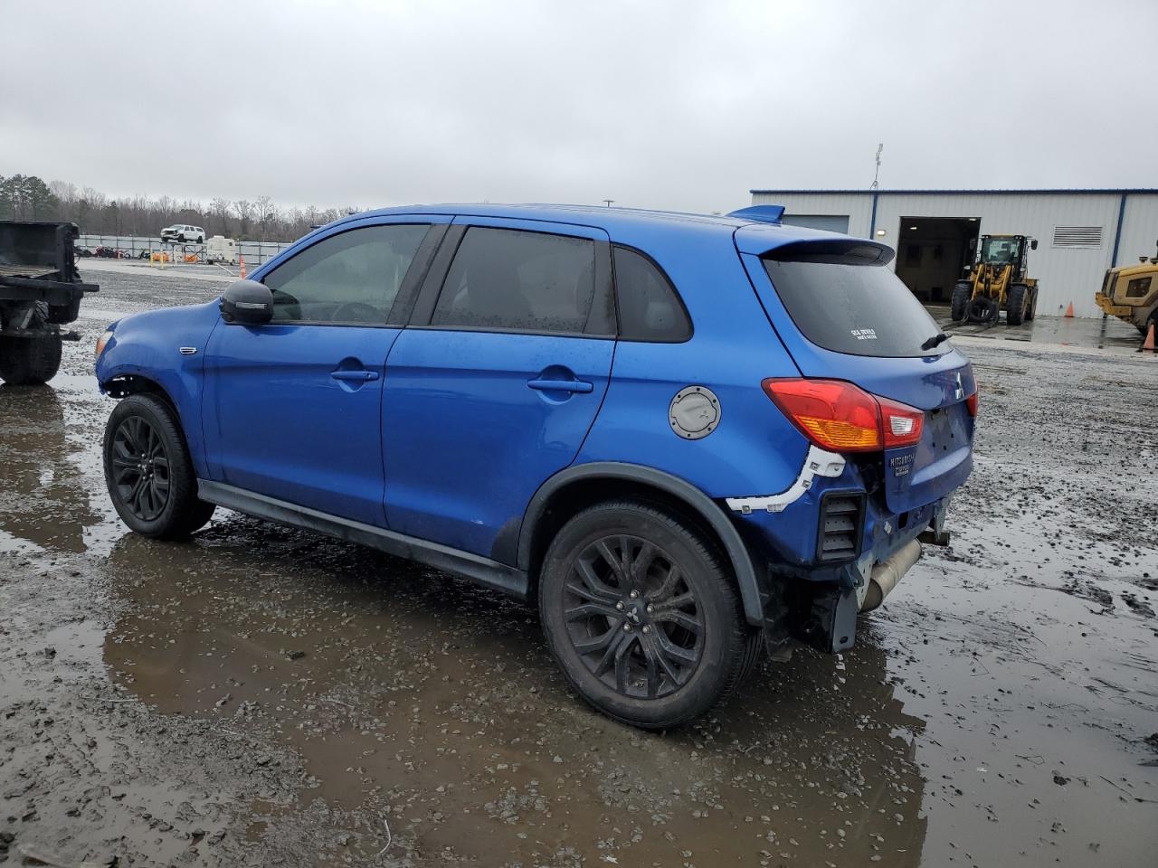 2017 Mitsubishi Outlander VIN JA4AP3AU4HZ049853 Copart auction photo, rear end / front end damage thumbnail 2