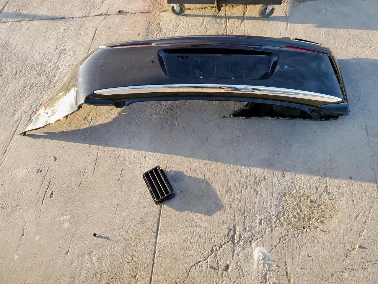 2021 Chrysler 300 VIN 2C3CCAAG6MH671684 Copart auction photo, rear end damage thumbnail 12