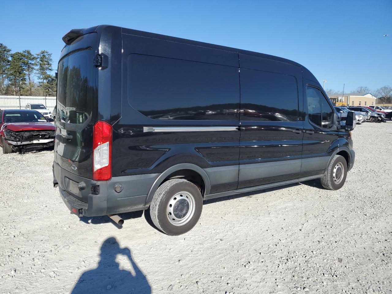 2020 Ford Transit VIN 1FTBR1C87LKA53731 Copart auction photo, rear end damage thumbnail 3