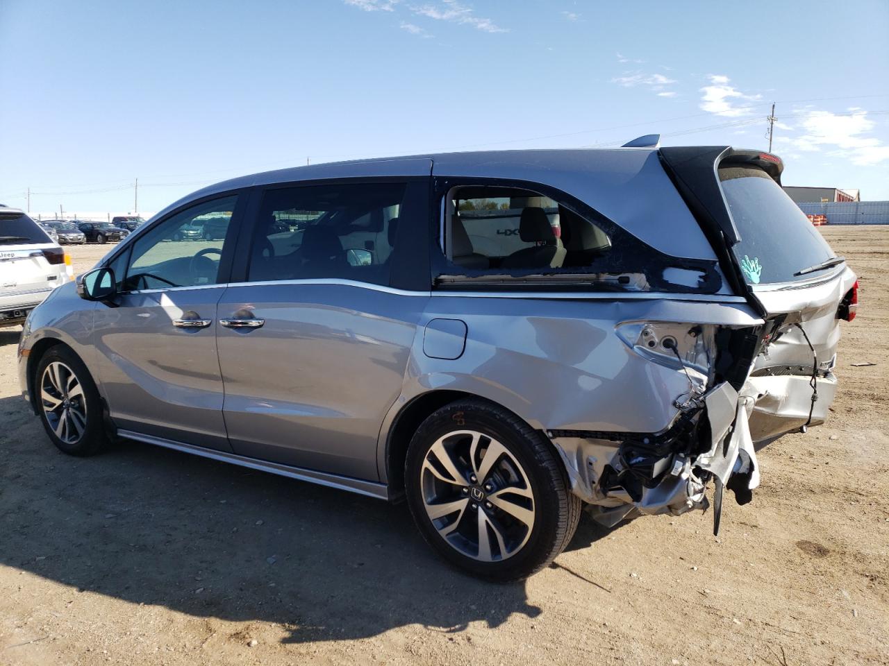 2022 Honda Odyssey VIN 5FNRL6H8XNB057956 Copart auction photo, rear end damage thumbnail 2