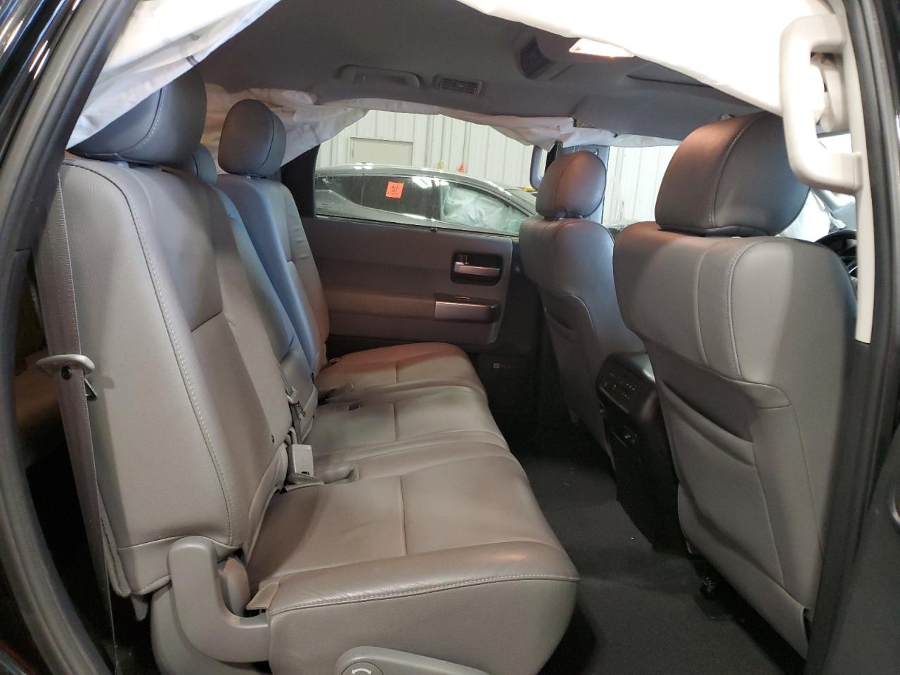 2019 Toyota Sequoia VIN 5TDJY5G19KS165621 Copart auction photo, rollover damage thumbnail 11