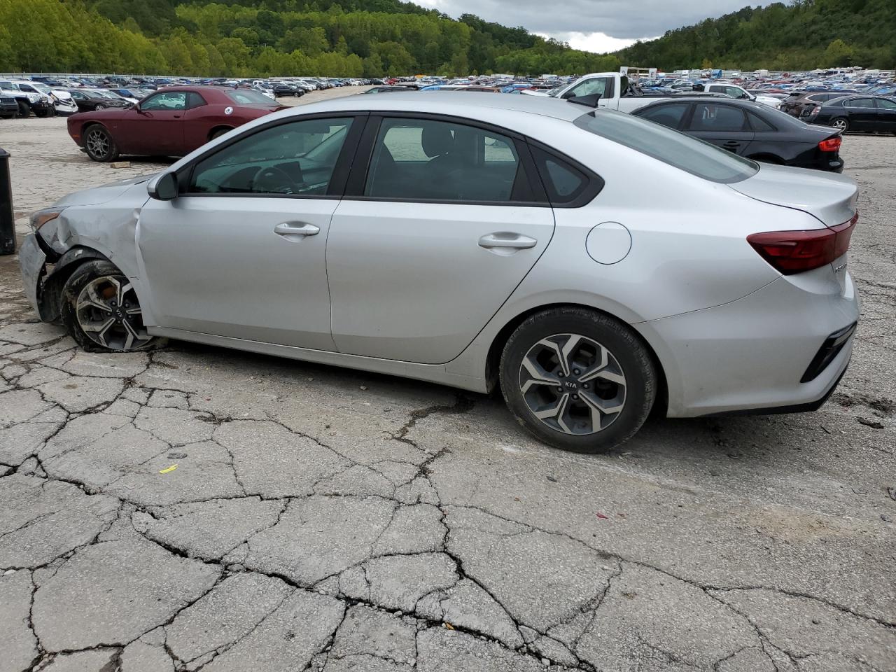 2019 KIA Forte VIN 3KPF24AD4KE031971 Copart auction photo, front end / side damage thumbnail 2