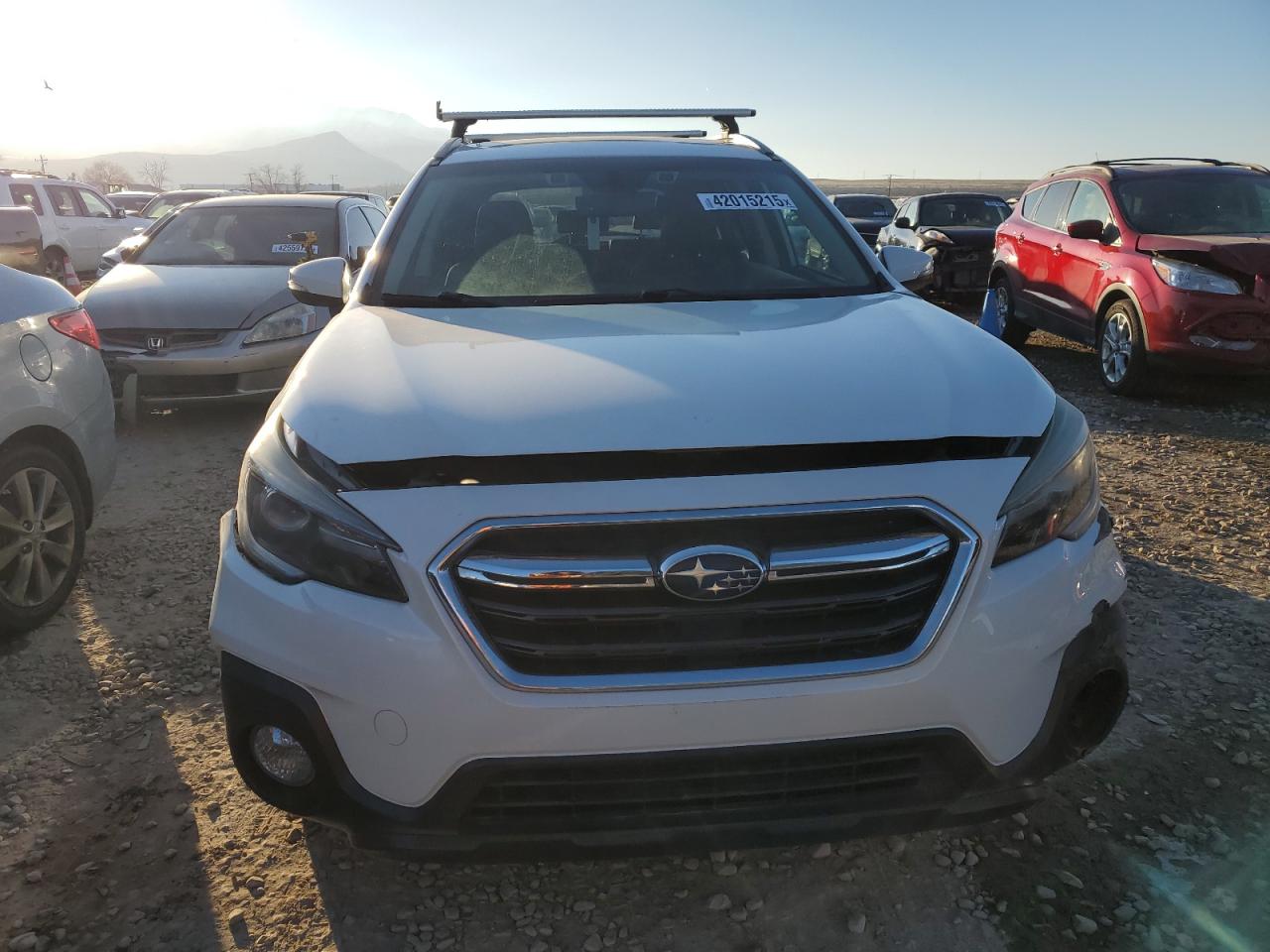 2019 Subaru Outback VIN 4S4BSETC6K3241242 Copart auction photo, side / rear end damage thumbnail 5