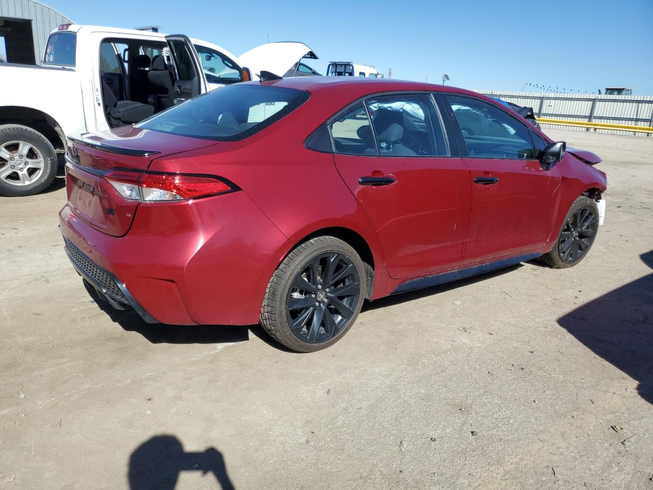 2022 Toyota Corolla VIN 5YFS4MCE9NP105371 Copart auction photo, front end / side damage thumbnail 3