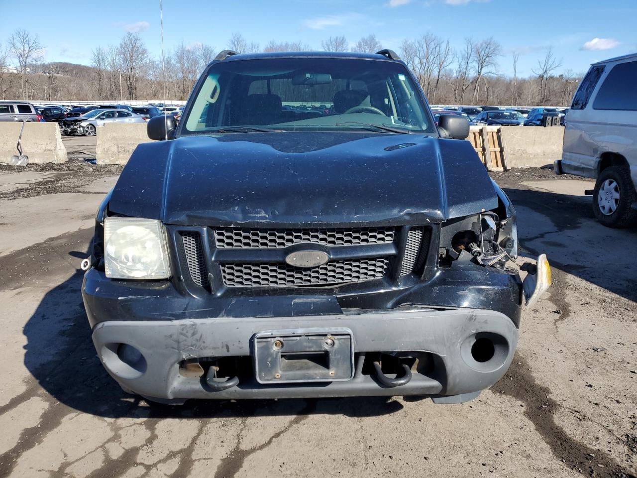 2005 Ford Explorer VIN 1FMZU77KX5UB73886 Copart auction photo, front end / minor dent/scratches damage thumbnail 5