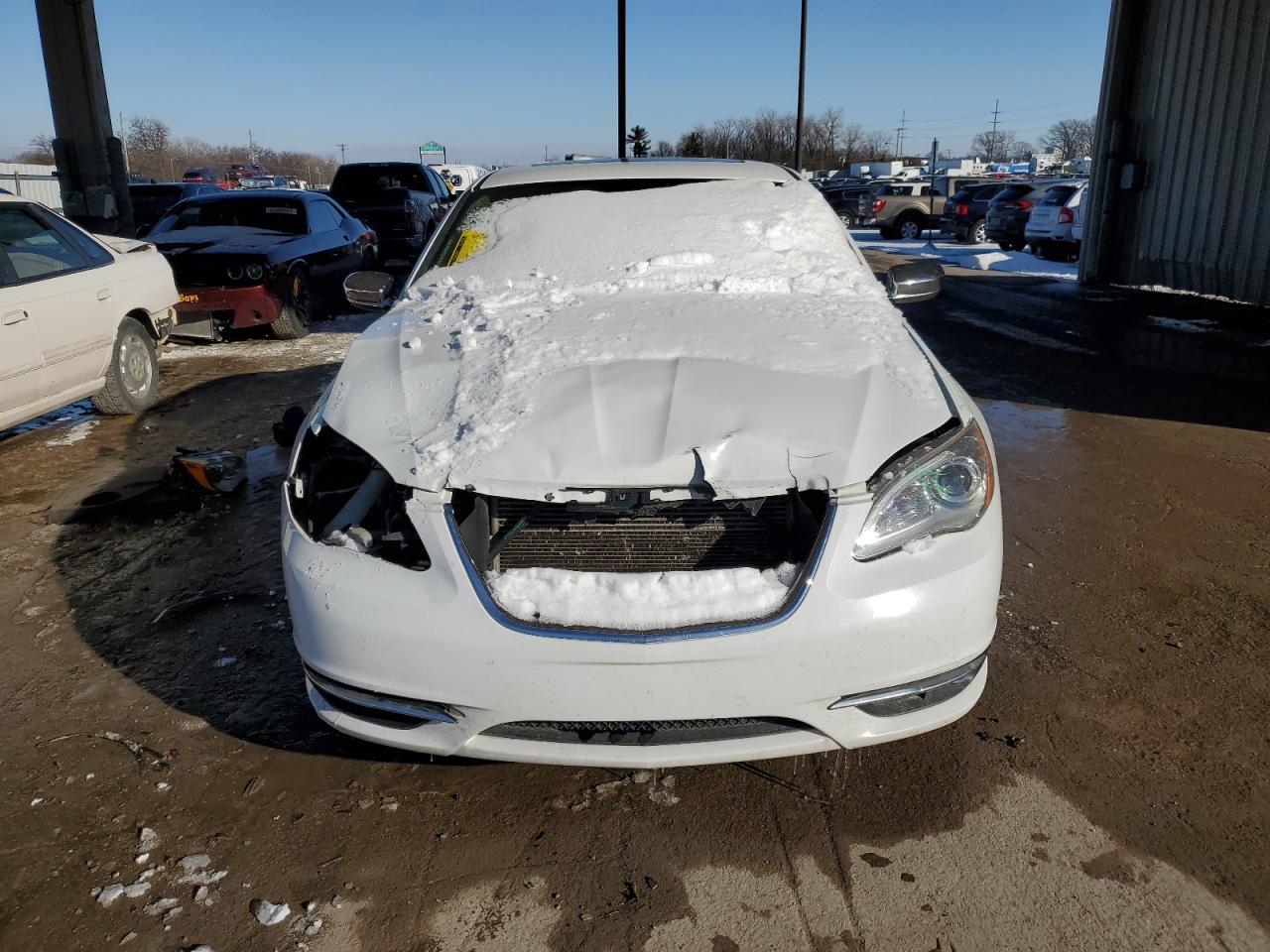 2014 Chrysler 200 VIN 1C3CCBCG5EN152623 Copart auction photo, front end damage thumbnail 5