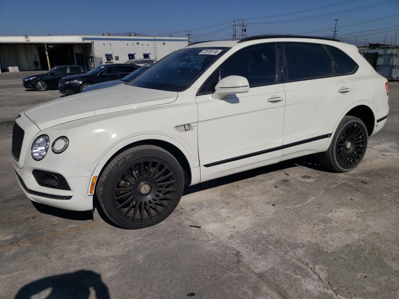2018 Bentley Bentayga VIN SJAAC4ZV9JC020797 - Copart auction photo