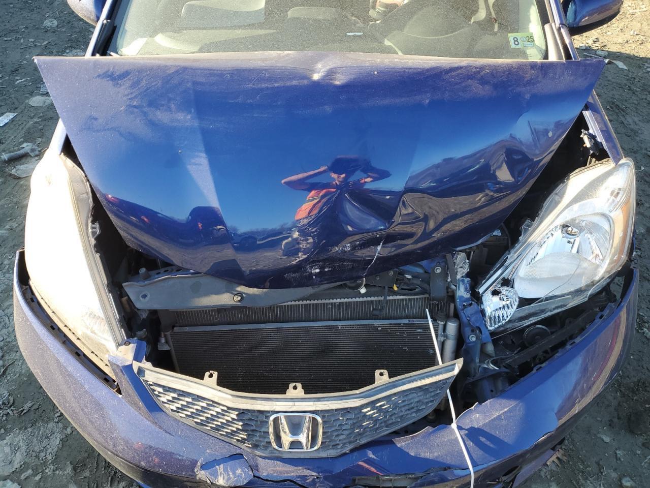 2011 Honda Fit VIN JHMGE8H53BC010424 Copart auction photo, front end damage thumbnail 11