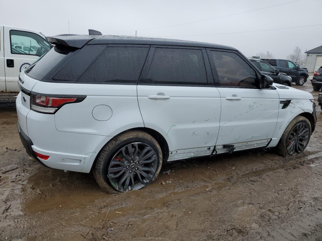 2017 Land Rover Range Rover VIN SALWV2FV5HA135015 Copart auction photo, front end / side damage thumbnail 3