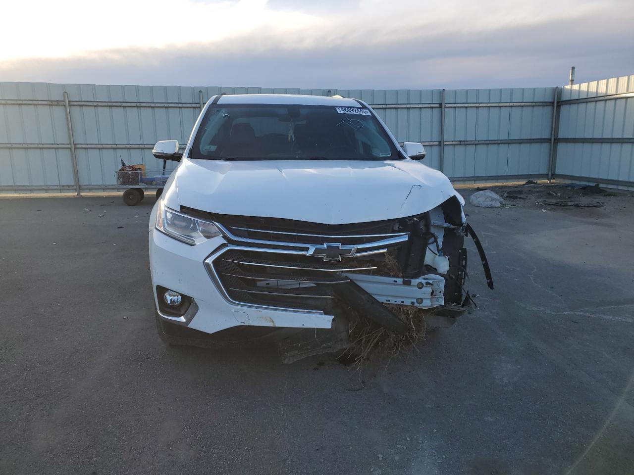 2020 Chevrolet Traverse VIN 1GNEVHKW5LJ177642 Copart auction photo, front end damage thumbnail 5
