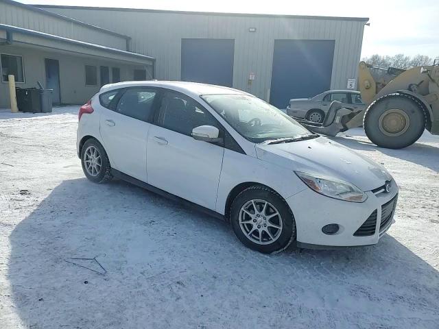2014 Ford Focus VIN 1FADP3K28EL174004 Copart auction photo, side / front end damage thumbnail 13