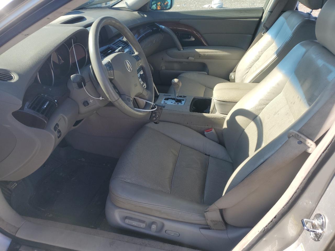 2006 Acura RL VIN JH4KB16526C000163 Copart auction photo, front end / minor dent/scratches damage thumbnail 7