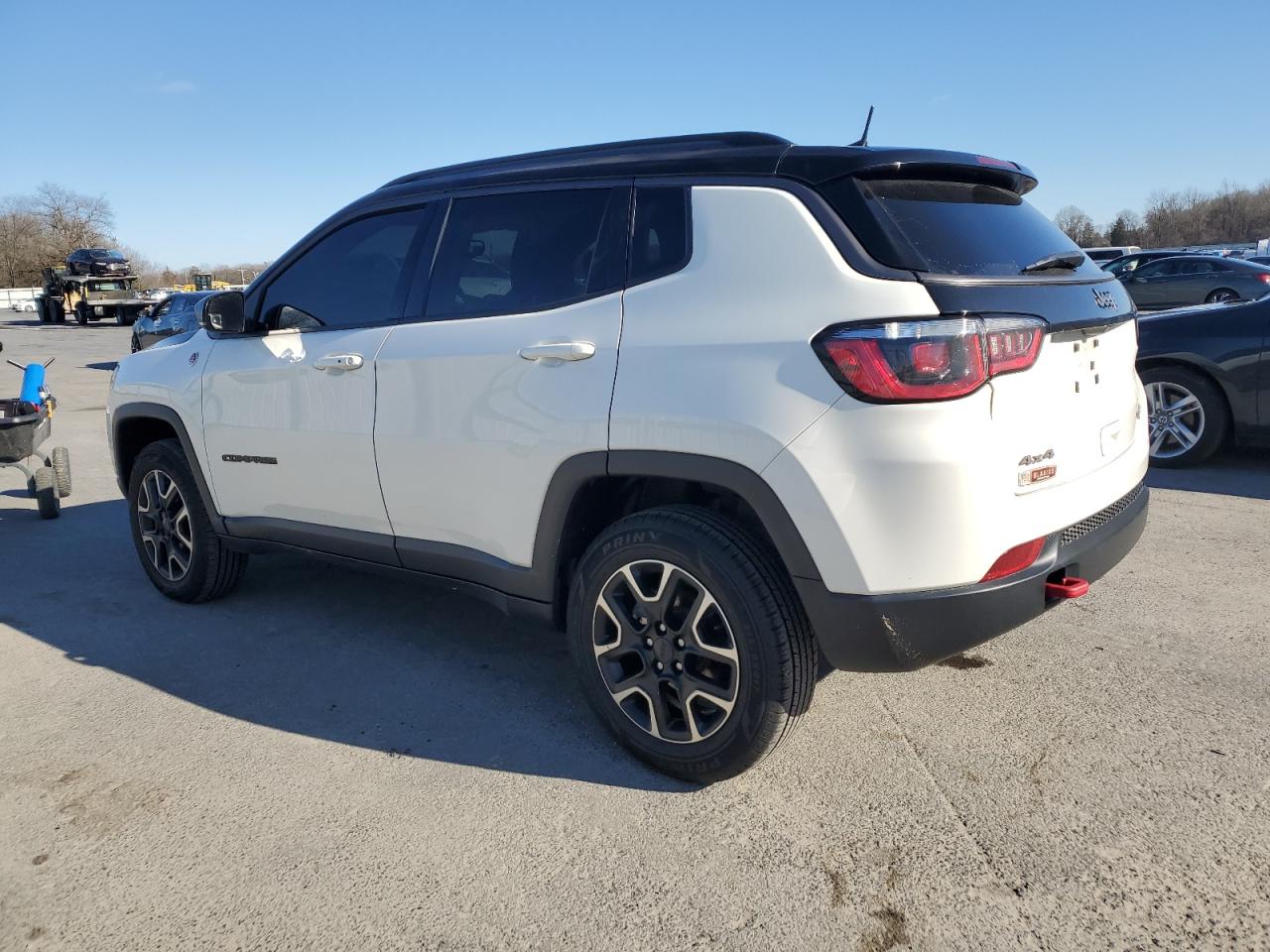 2020 Jeep Compass VIN 3C4NJDDB0LT126906 Copart auction photo, front end / side damage thumbnail 2