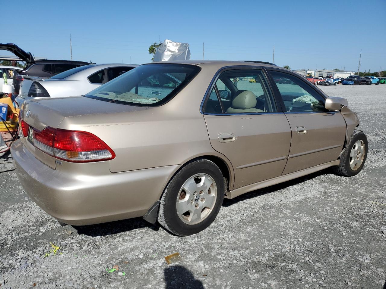 2002 Honda Accord VIN 1HGCG16572A052645 Copart auction photo, front end damage thumbnail 3