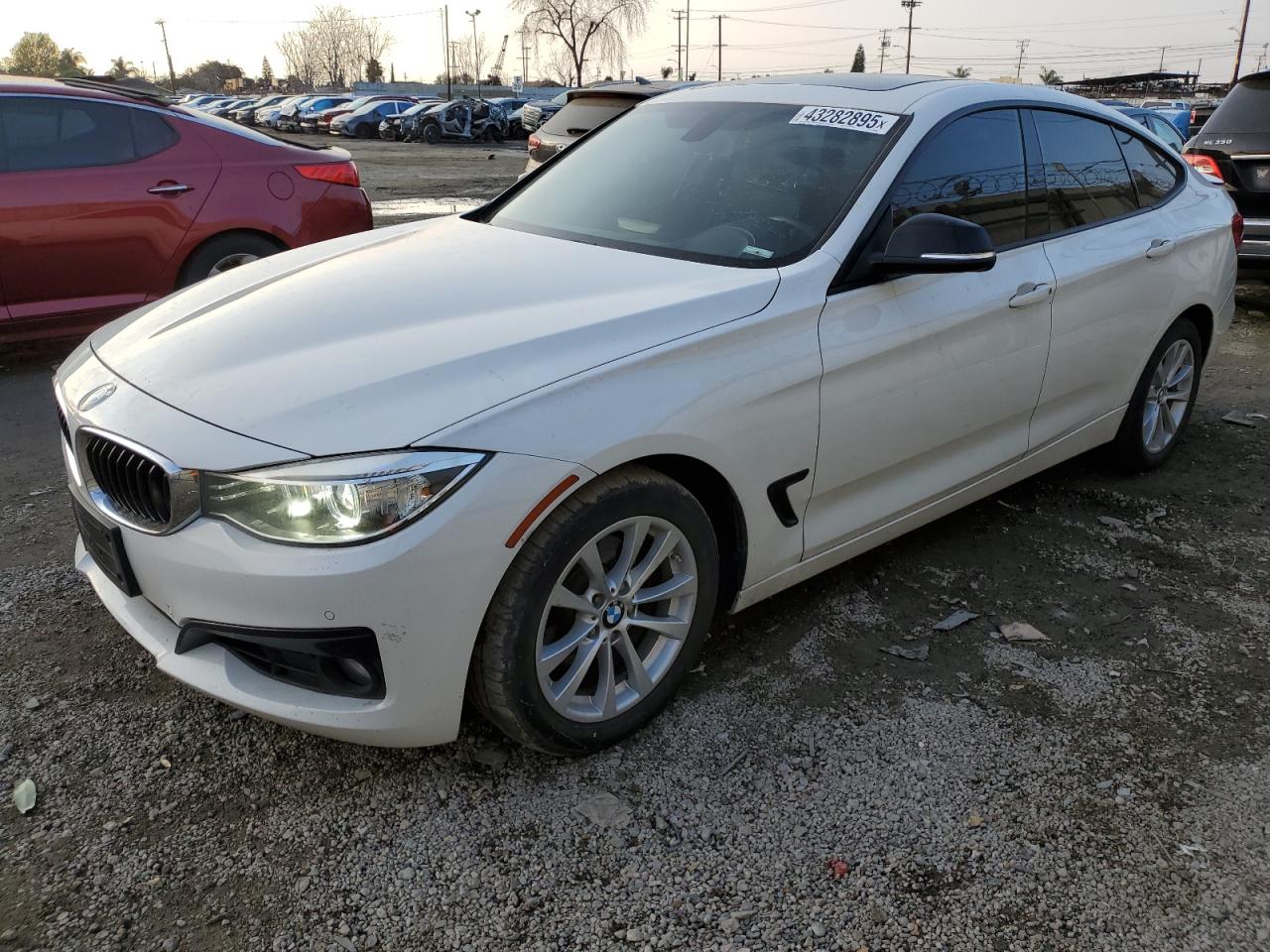 2014 BMW 3er VIN WBA3X5C52ED558409