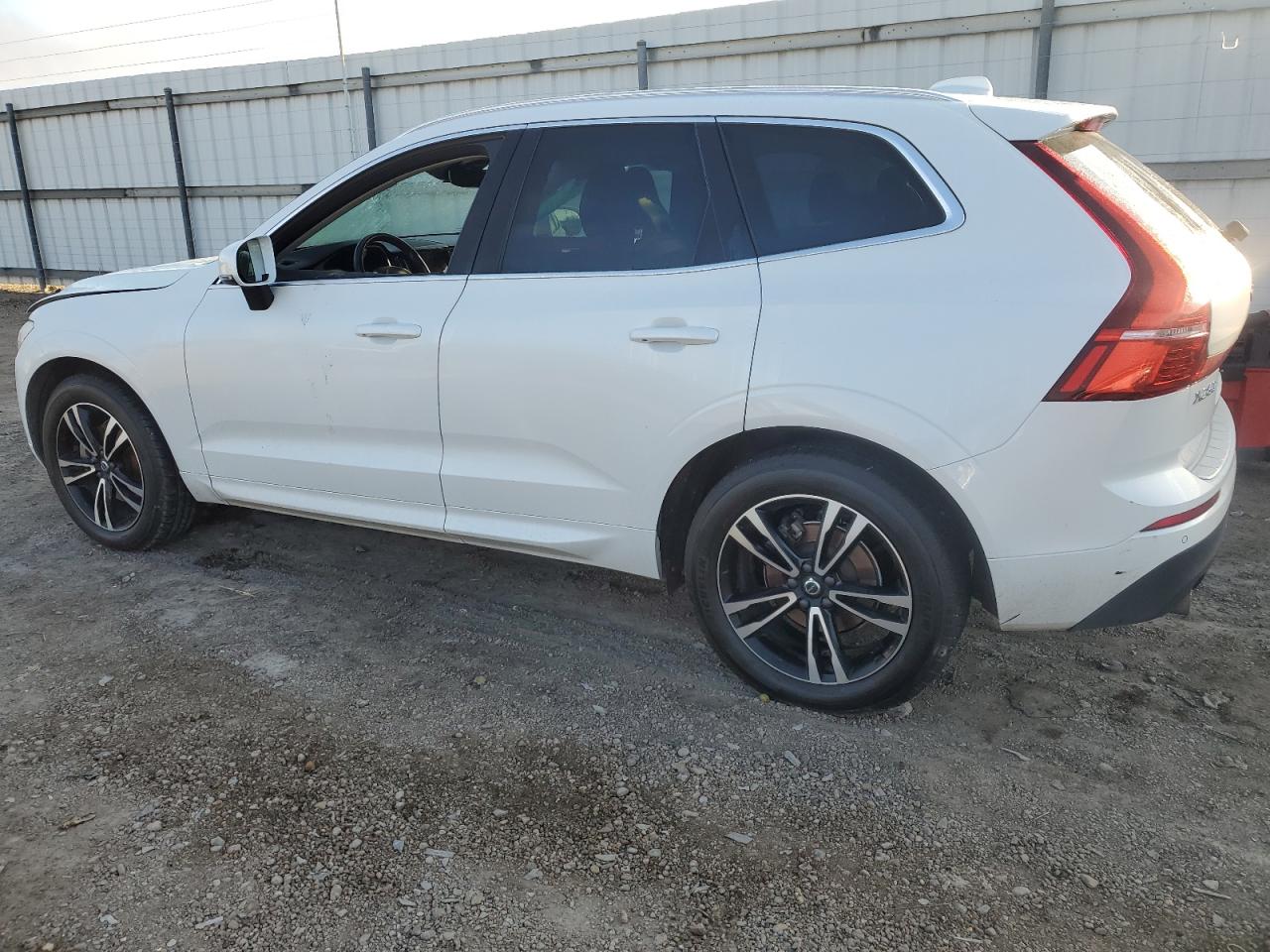 2021 Volvo XC60 VIN YV4102RKXM1696948 Copart auction photo, undercarriage / all over damage thumbnail 2