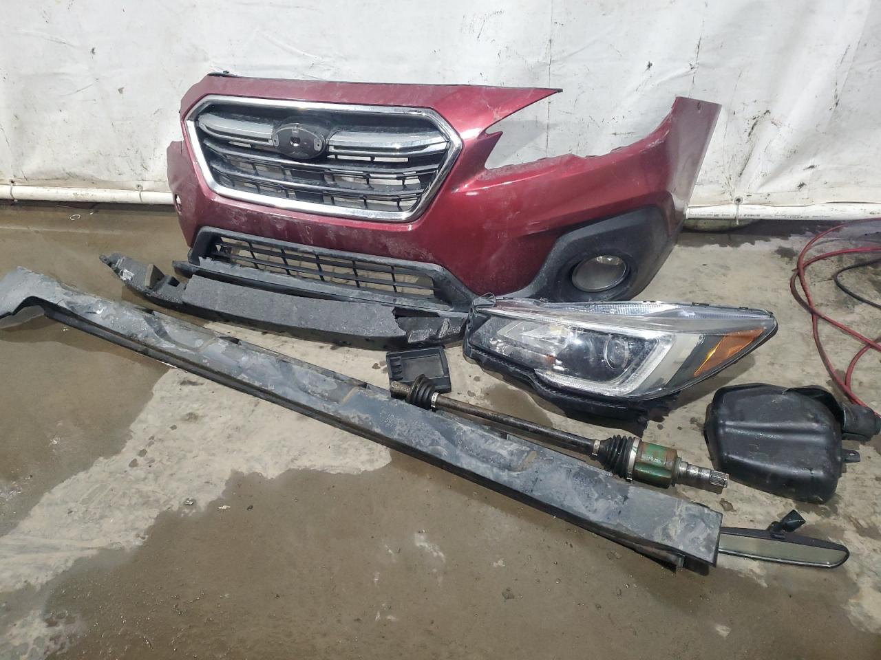 2018 Subaru Outback VIN 4S4BSACC3J3283763 Copart auction photo, all over damage thumbnail 13