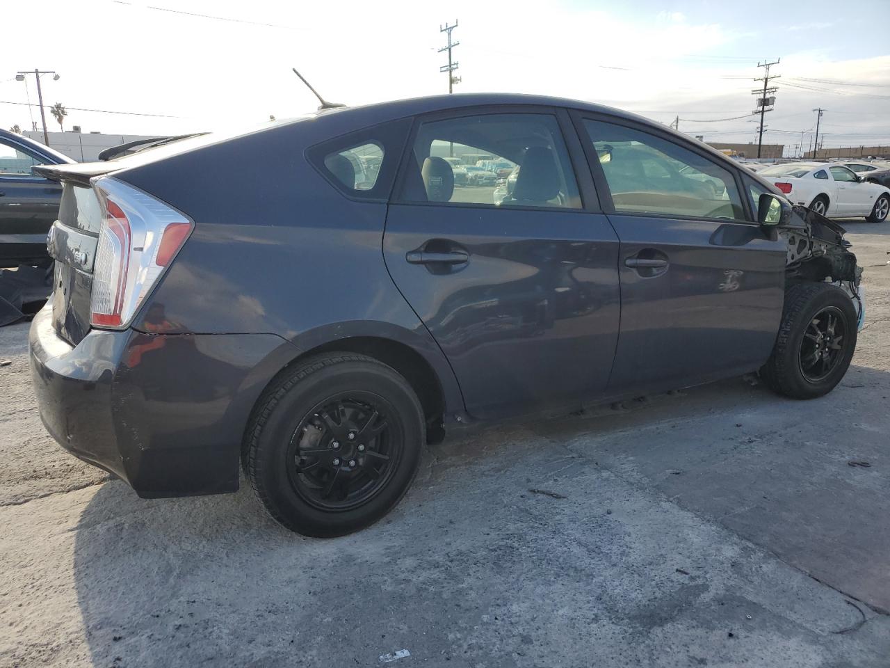 2014 Toyota Prius VIN JTDKN3DU3E0371797 Copart auction photo, front end damage thumbnail 3