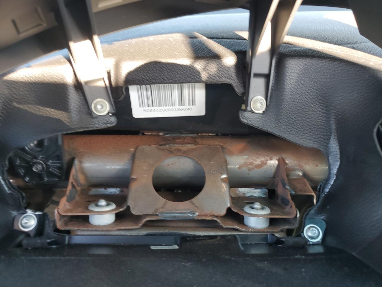 2009 BMW 1er VIN WBAUC73549VK94718 Copart auction photo, stripped / undercarriage damage thumbnail 9